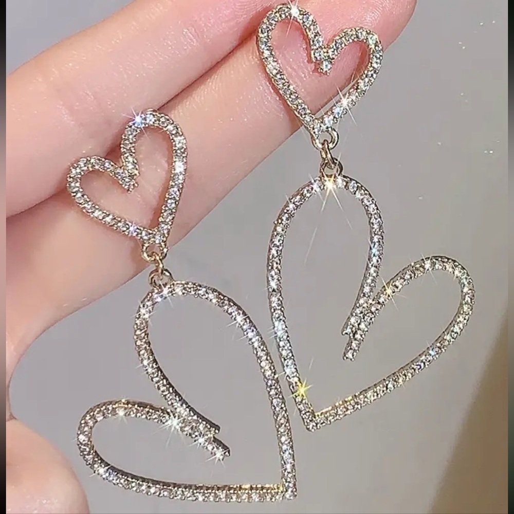 NWOT - Double Rhinestone Heart Earrings - Picture 3 of 6